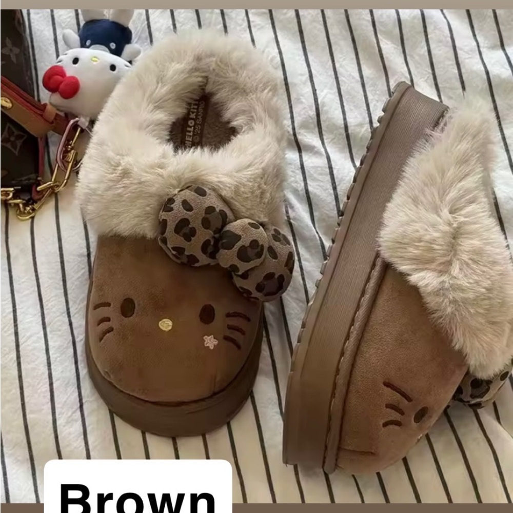 5-6.5 small,Hello Kitty Brown Slippers